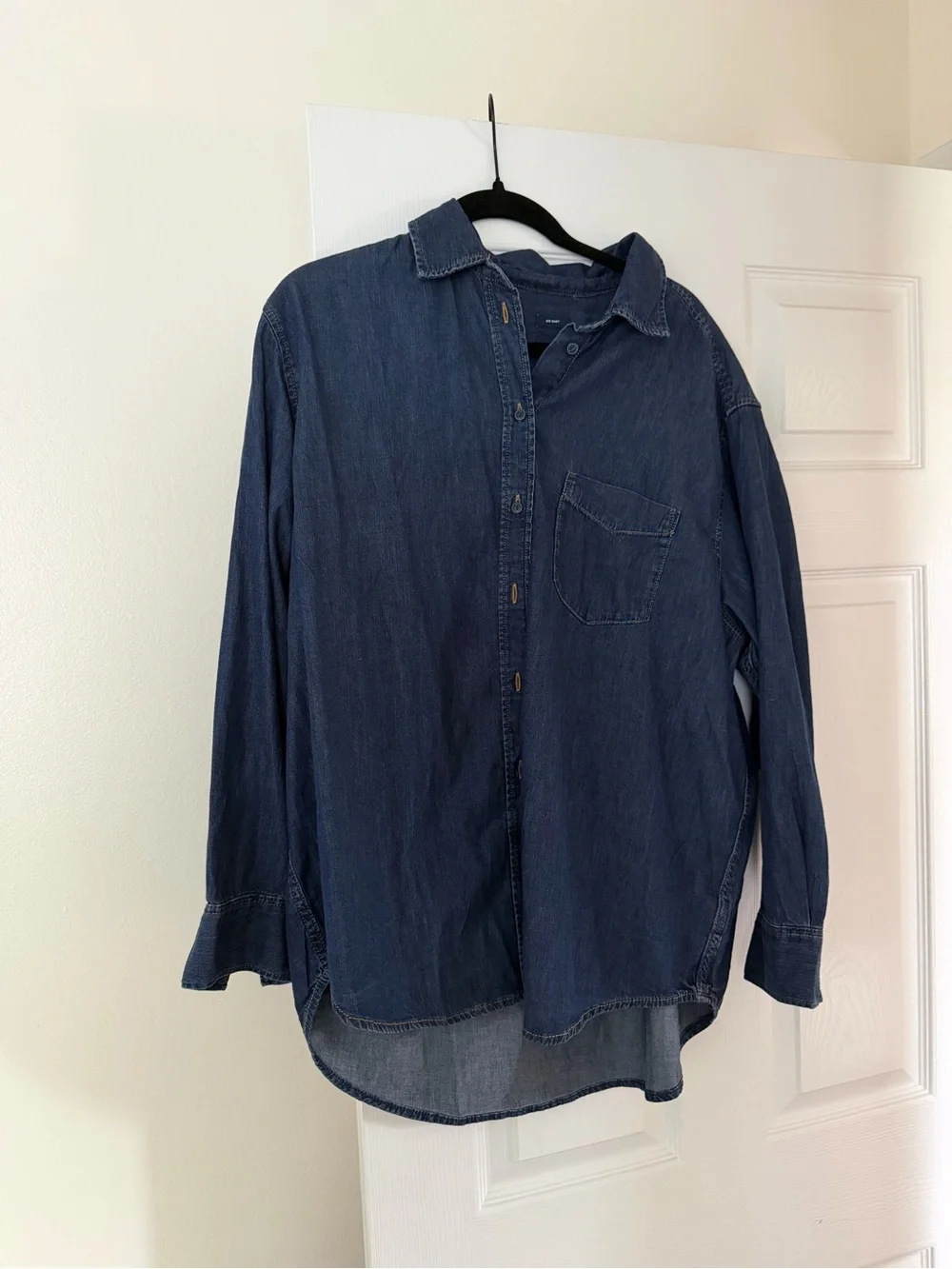 NWOT Gap The Big Shirt - Picture 2 of 3